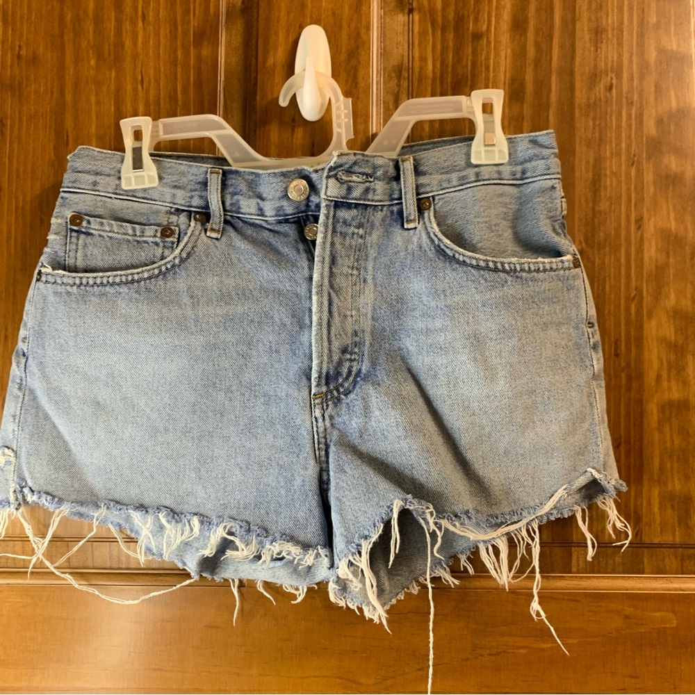 Women’s AGOLDE Parker button up denim shorts light wash vintage indigo size 27